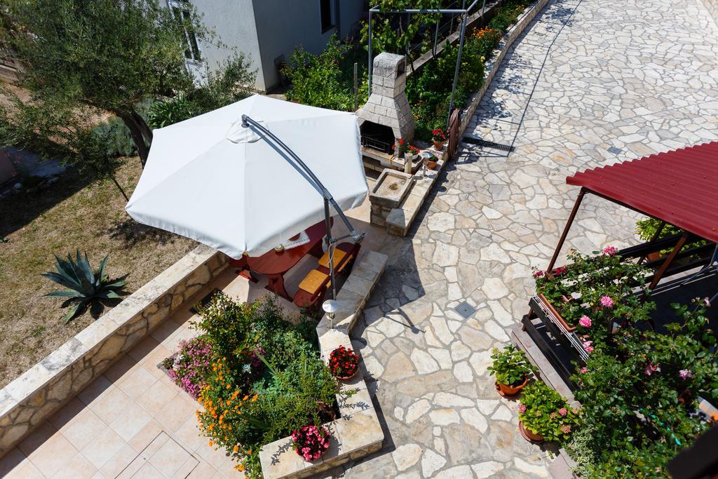 Villa Rosi Krk Town Exterior foto