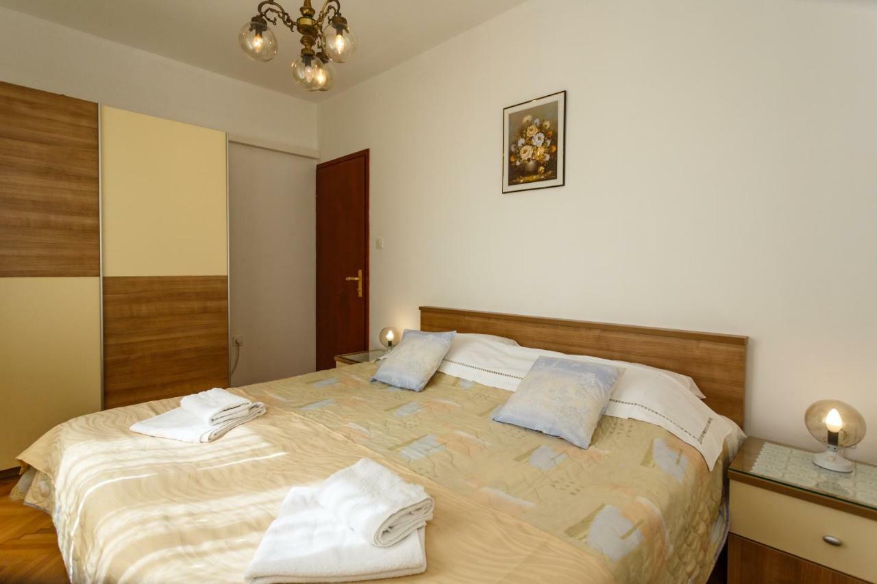Villa Rosi Krk Town Exterior foto
